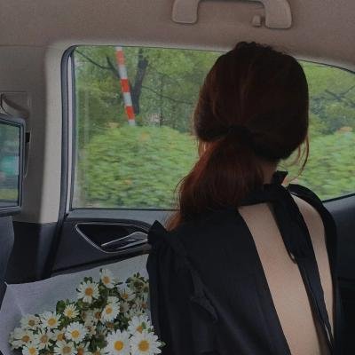 好莱坞诈骗女王